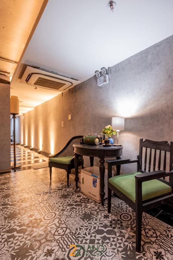 22Land Residence Hotel & Spa 52 Ngo Huyen Ханой Екстериор снимка